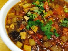 臊子面-老钟家烤羊排·敦伊阁清真餐厅胡羊焖饼