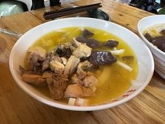 鸡汤饵条-文山荷鲜居(翠湖店)