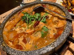 林芝石锅鸡-缘生态云南菜·野生菌庭院餐厅(华侨城店)