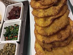 苁蓉沙棘饼-喀城木卡姆烤全羊餐厅