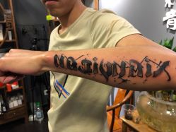 -木子·纹身店TATTOO穿孔·洗纹身