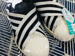 -UCC国际洗衣(长宁路精选店)