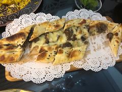 土耳其牛肉奶酪披萨-Mevlana梅夫娜土耳其餐厅·清真