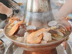 -一口猪海鲜浑锅·东北家常菜