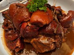 乾隆肘子-北平楼·烤鸭·北京菜(牡丹园店)
