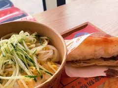 -驴世家驴肉火烧·凉皮·胡辣汤(五道口店)