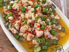 -正荣酒家葱葱鲫鱼