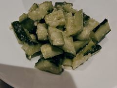 -渝信川菜 · 川味家常菜(财富购物中心店)