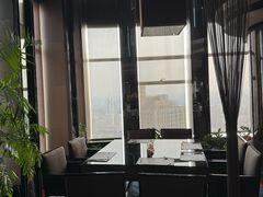 -唐拉雅秀酒店-西锦汇空中BBQ·思创餐厅