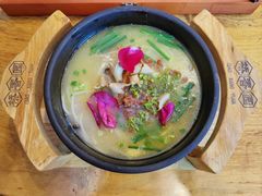 -桥香园过桥米线(国贸店)