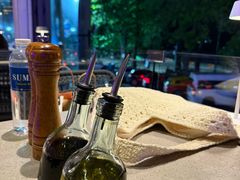-Dang restaurant (patong phuket)