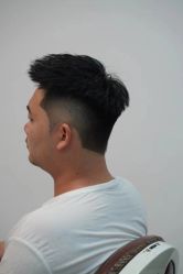 -海文先生国潮烫染男士理发馆