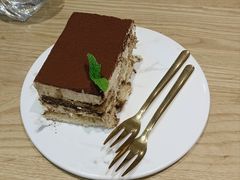 -魏客咖啡(中铁中心店)