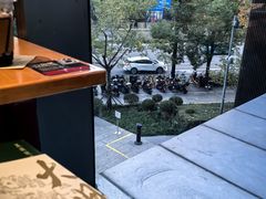 -西西弗书店&矢量咖啡(凯德晶萃广场店)