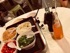 -鲜入围煮花胶鸡海鲜火锅