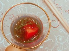 静冈番茄配莼菜-九献创意菜(亮马河花园店)