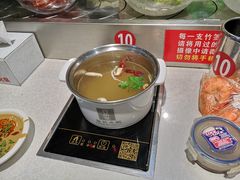 菌汤锅底-百品聚旋转火锅(万德庄店)