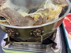 -撒拉人家.酸菜牦牛肉火锅