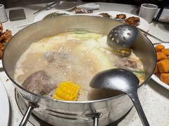 -肥仔文澳门猪骨煲(南京西路店)