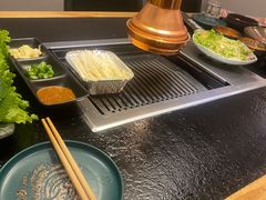 -臻牛烤肉