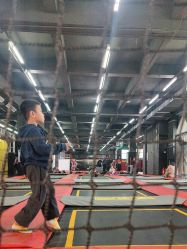 -零重力蹦床空间·滑梯·海洋球·团建(奥特莱斯店)