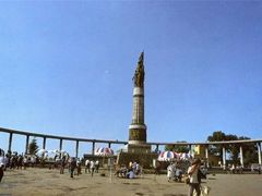 -人民防洪胜利纪念塔