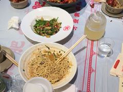 -肥肥虾庄·金牌油焖大虾(杨园滨江时代walk店)