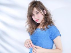 -侨治发型