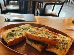 蒜蓉面包片-PIZZA BIANCA(民园店)