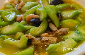 Seafood Stewed Loofah