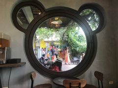 -莓园冰淇淋店