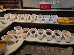 自助调料区-密友回转自助火锅(中海环宇城店)