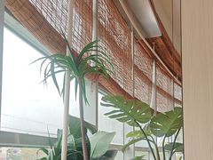 -蜜桃餐厅·伴山(湖滨商业街店)