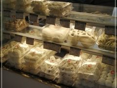 面包甜点陈列柜-白玉兰食品(甜云店)