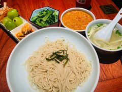 -裕兴记•蟹黄面馆(人民广场店)