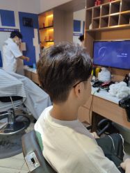 -CUTMAN男士理发