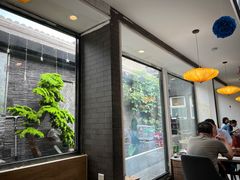 -毛辣果·贵州红酸汤牛肉火锅(西单店)