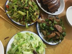 -十一街苍蝇馆子转经消江湖菜(九眼桥十一街店)