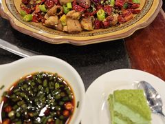 -老来福·非遗酸汤兔(凯旋路店)