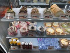 -卷们·现制生日蛋糕·蓝风车动物奶油(金源店)