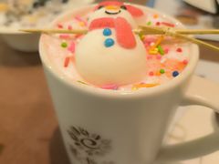 草莓圣诞拿铁-意卡菲·欢乐聚会餐厅(华侨店)