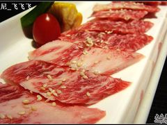 大吟酿牛肋肉，嗲的来！！！打耳光也不放-金柚子韩国烤肉(威宁路店)