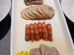 -HOMES上海本帮菜(襄阳公园店)