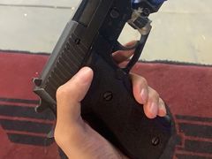 -都市枪神实弹射击俱乐部