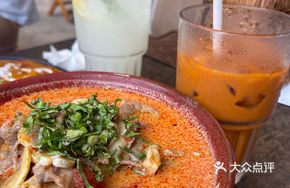 Tom Yum Beef Noodle Soup