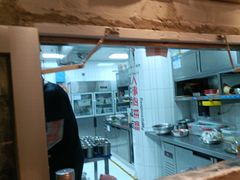 -破店肥哈·东北烧烤·夜宵(南山保利店)