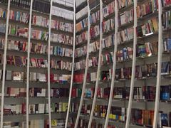 iphone_upload_pic-钟书阁(松江泰晤士小镇店)