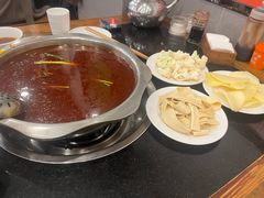 -冯记香辣兔火锅(茶店子总店)