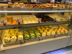 -金色麦甜糕点(面包.蛋糕.华苑店)