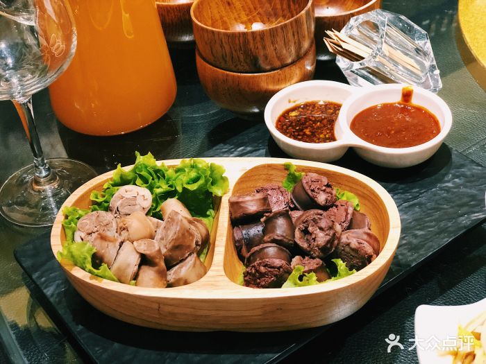 蒙料·手把肉(望京店)血肉肠拼图片 - 第1张